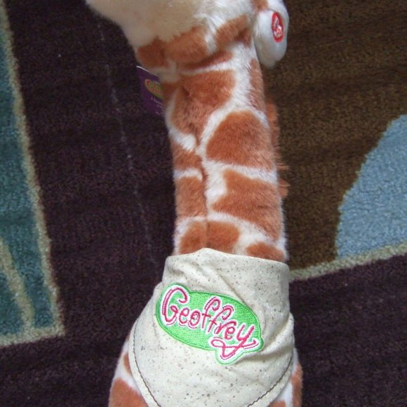2000 TALKING STANDING 18" GEOFFREY TOYS R US GIRAFFE STUFFED ANIMAL PLUSH TOY - Picture 2 of 3